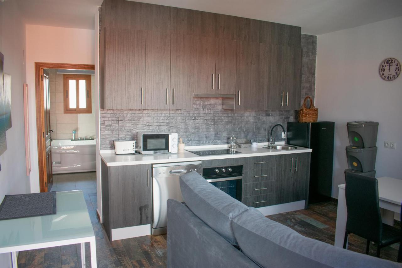 Cerezo Apartment *